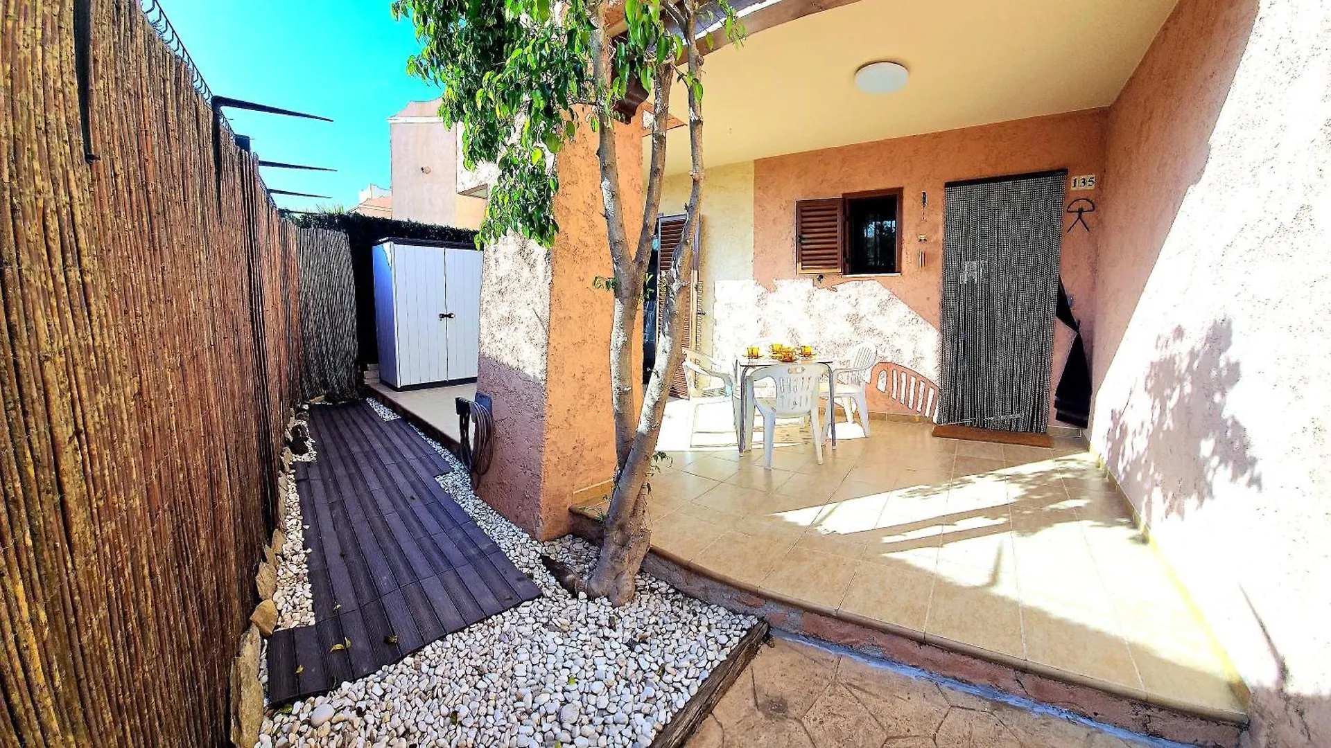 Apartamento Bajo La Kasbah 2 Dormitorios 600M De La Playa 베라 아파트