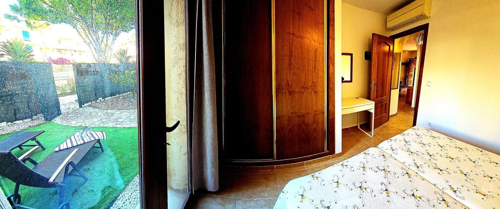 Apartamento Bajo La Kasbah 2 Dormitorios 600M De La Playa 베라 아파트