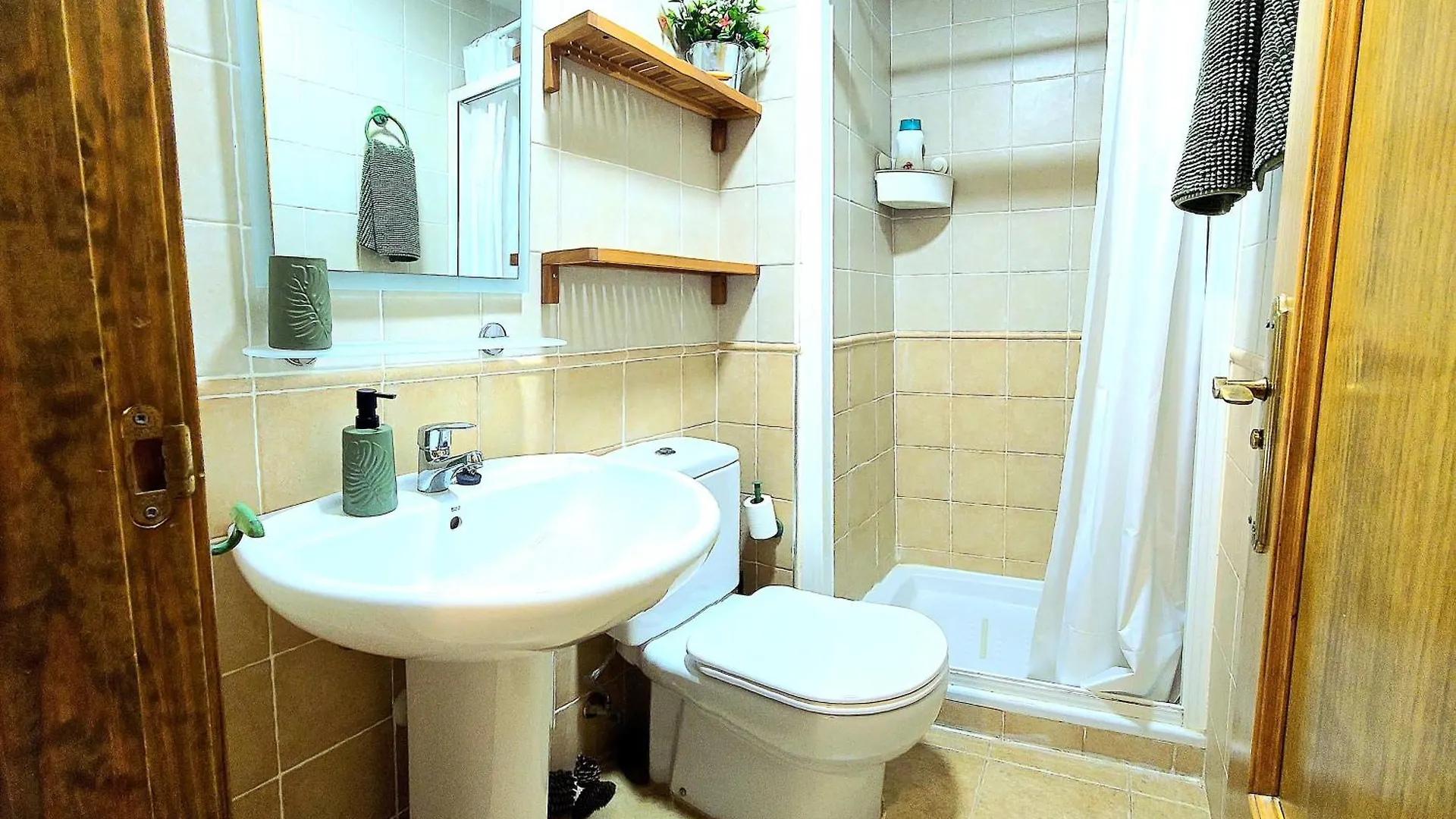 Apartamento Bajo La Kasbah 2 Dormitorios 600M De La Playa 베라